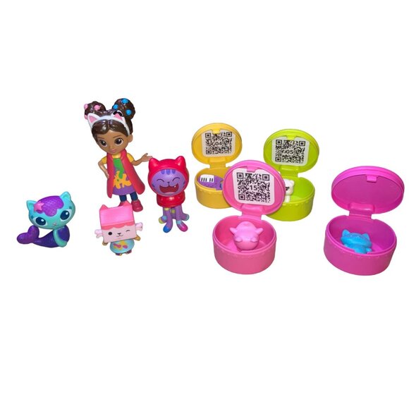 Gabby’s Dollhouse Toy Figures Gabby Girl Baby Box Cat  and Accessories Custom Lo - Picture 1 of 9